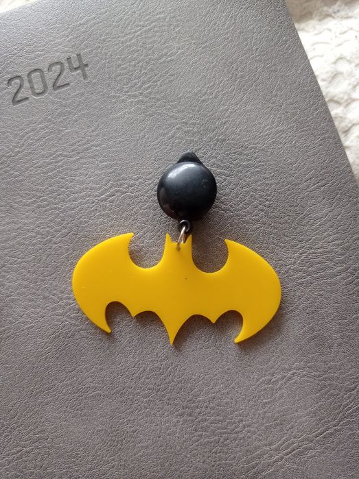 Klips kolczyk Batman