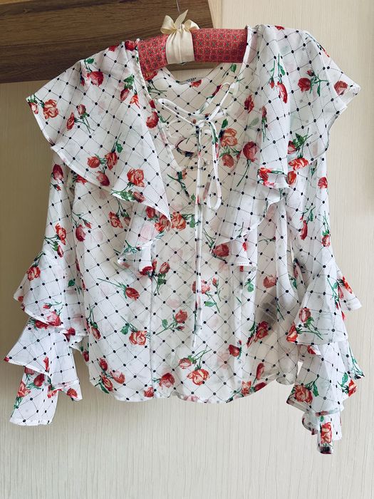 Блуза Guess розмір XS