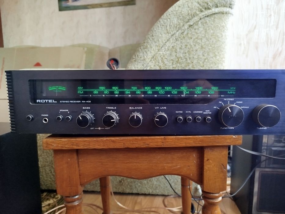 Вінтажний аналоговий Ресивер  Rotel  RX 402