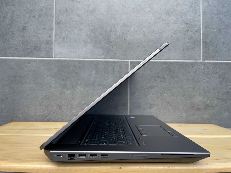 Ноутбук HP ZBook 17 G5/i7-8850H/32Gb DDR4/512Gb M2/17" IPS/P4200 (8Gb)