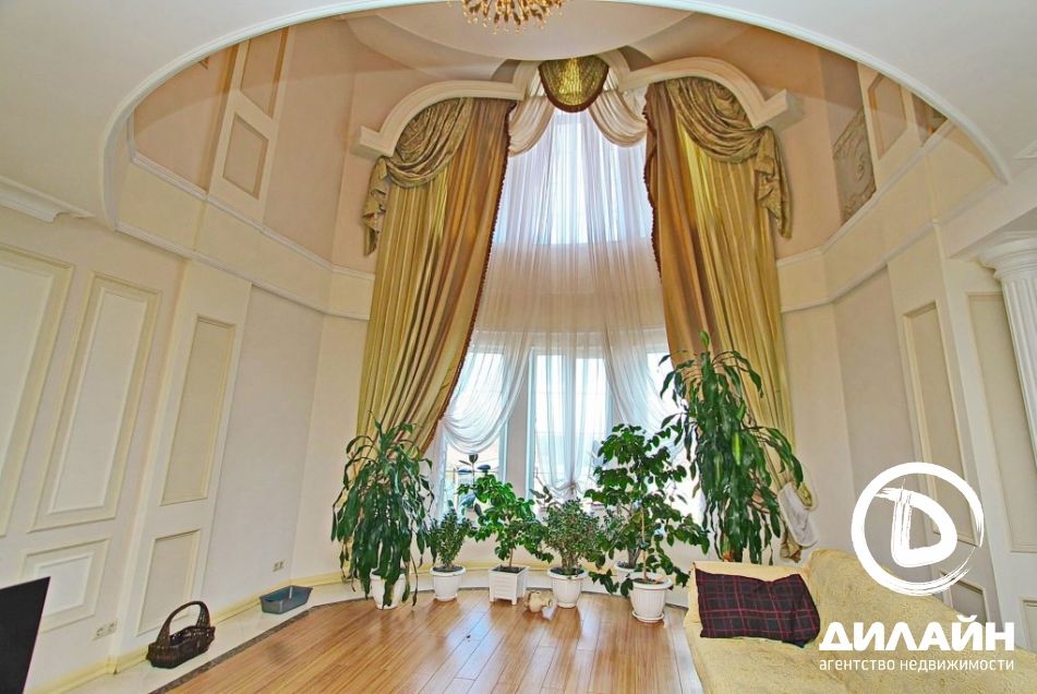 Двухэтажный, 3-х уровневый дом. Бабурка.