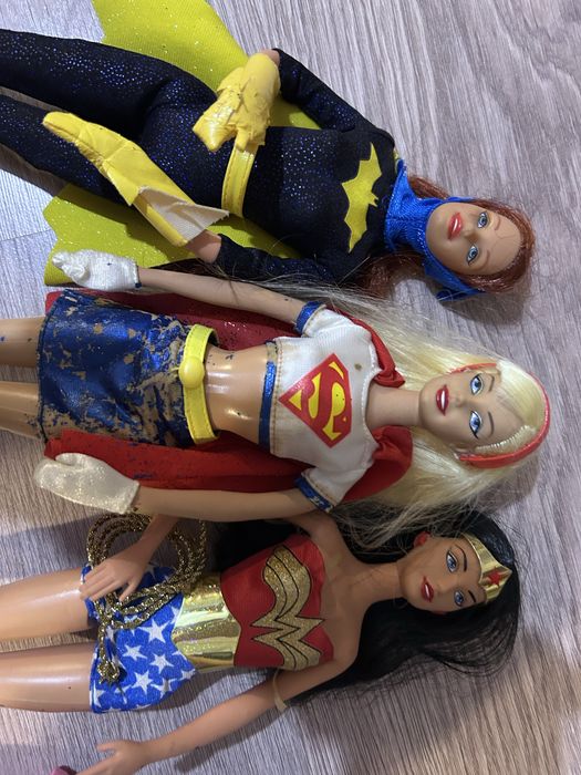 Barbie супергеройки три