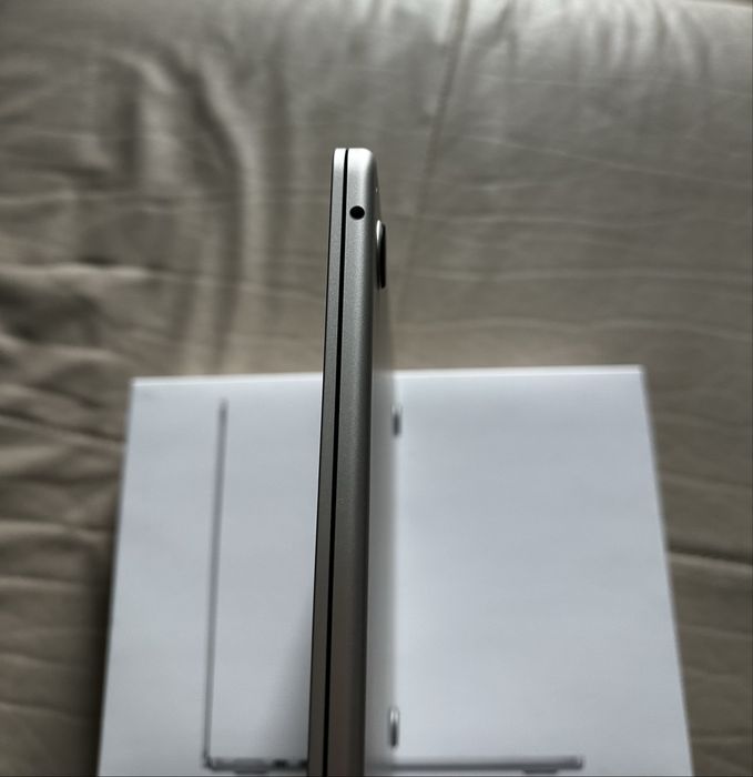 Macbook Air M4 2025