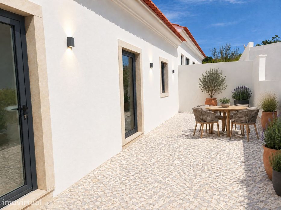Moradia T3 Nova com Terraço em Alcobaça