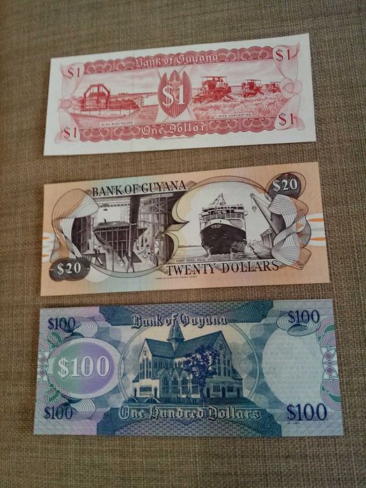 GUIANA 3 NOTAS NÃO CIRCULADAS conforme foto. Também vendo em separado