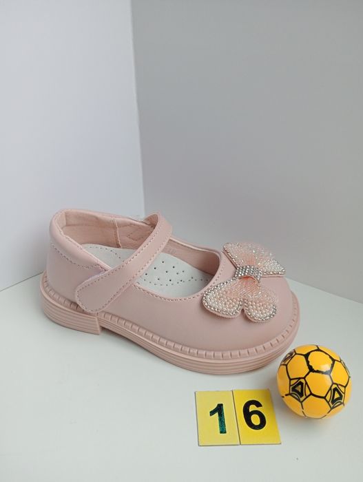 Туфлі для дівчинки рр. 21, 22, 24