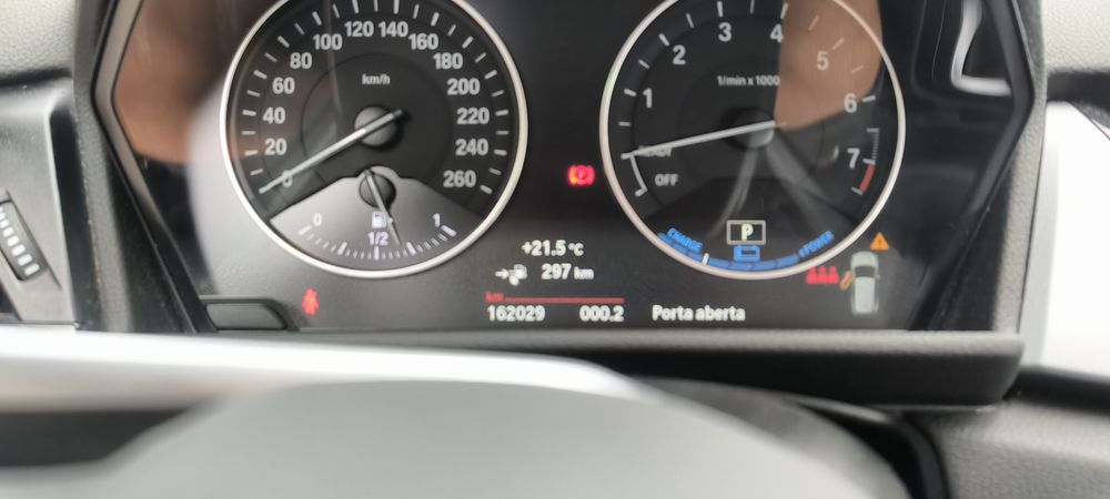 BMW 225 híbrido plugin salvado