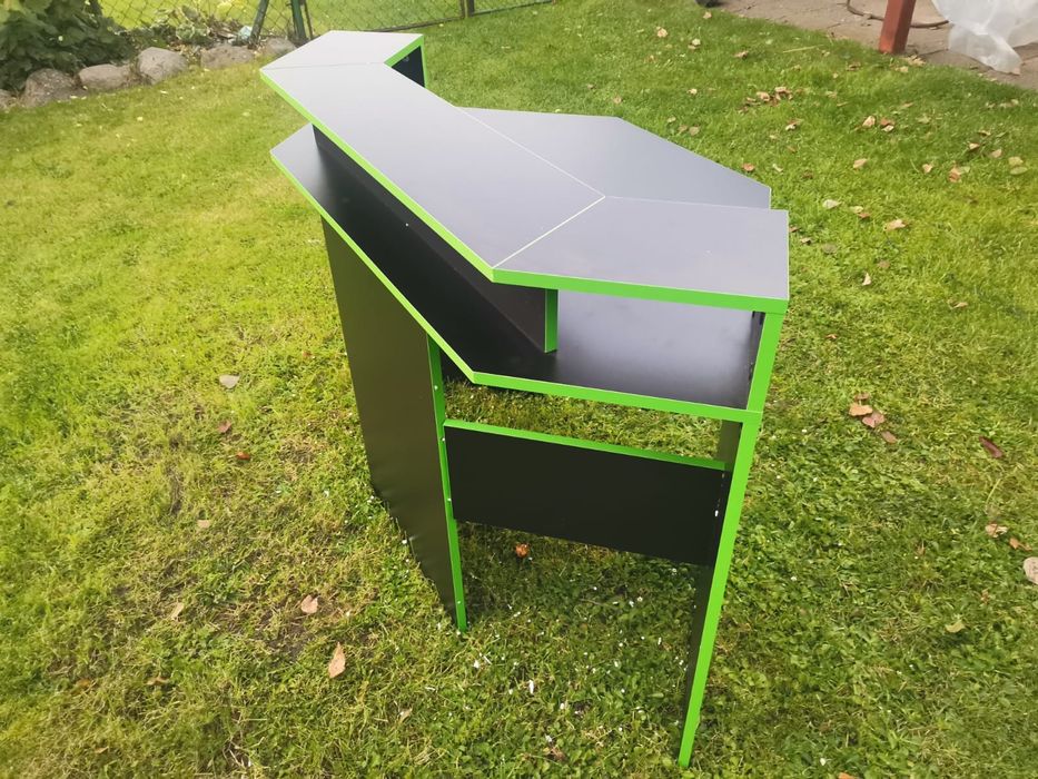 Sprzedam nowe biurko geimingowe czarne