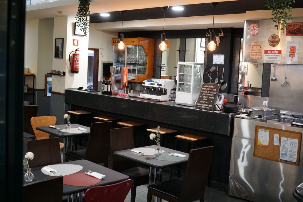 Trespasse restaurante todo equipado pronto a funcionar