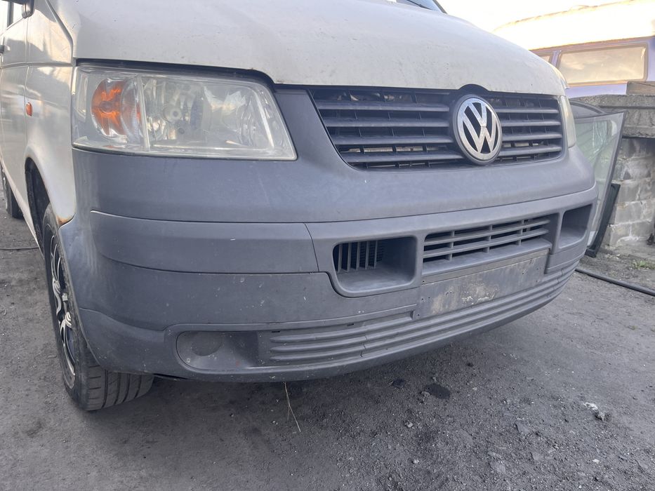 Vw T5 Transporter 03-09r zderzak przód