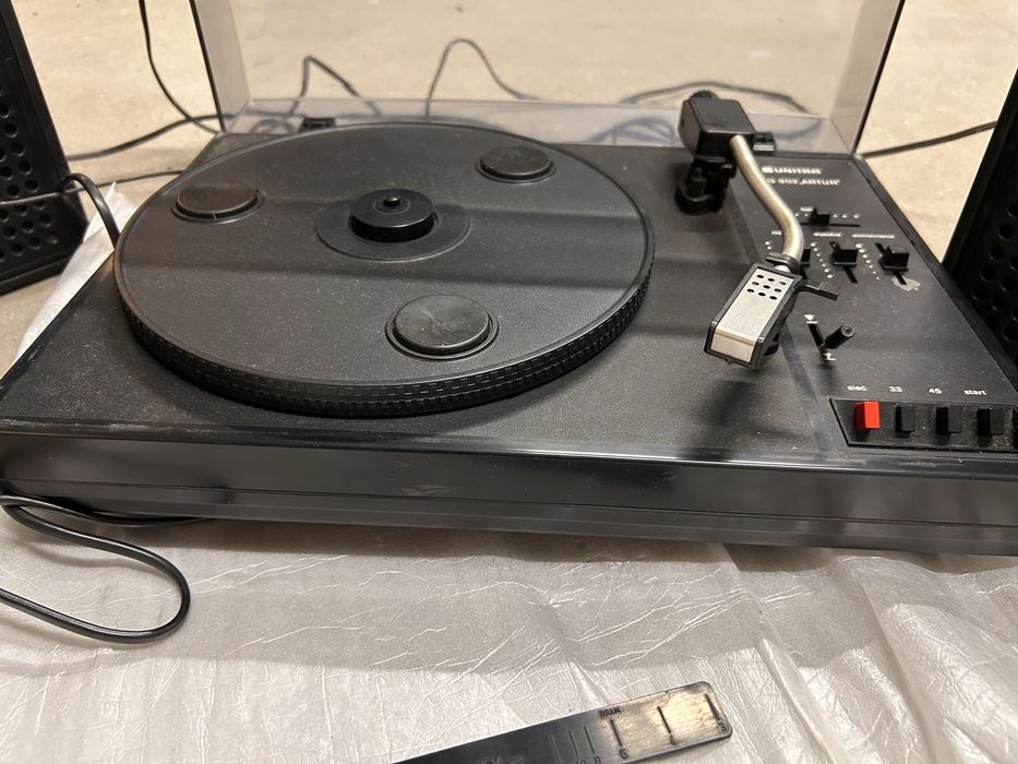 Adapter Gramofon Unitra Artur stereo model WG902 wraz z kolumnami