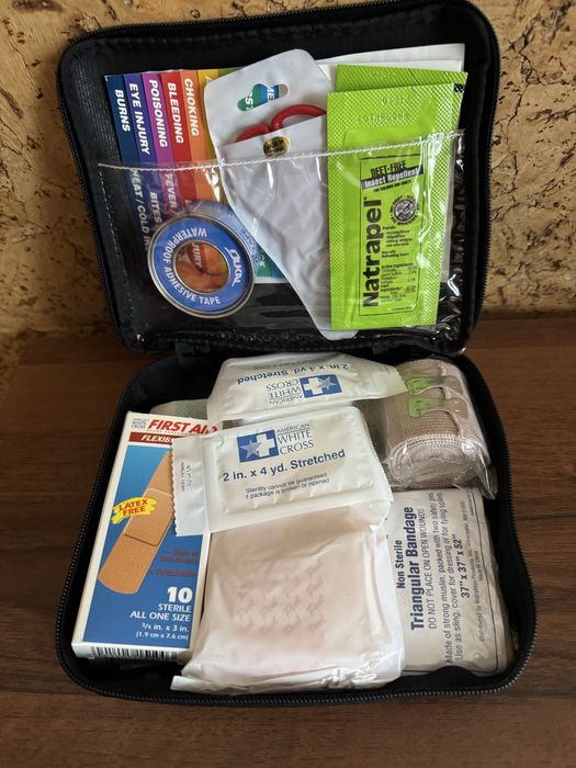 Аптечка/органайзер Infiniti