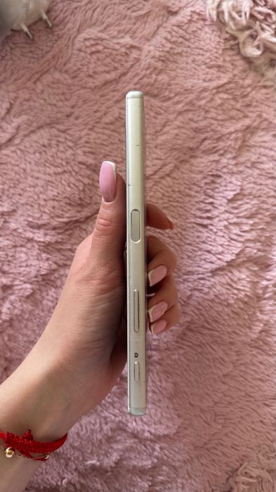Телефон Sony Xperia