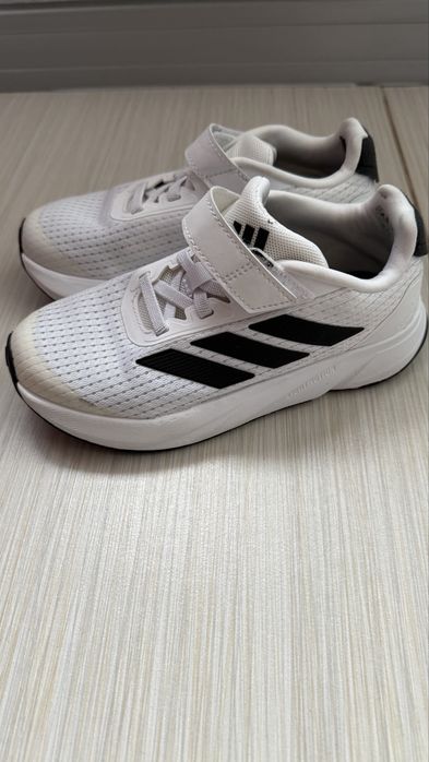 Кросівки Adidas білі оригінал