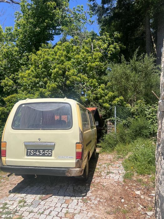 Toyota hiace lh20