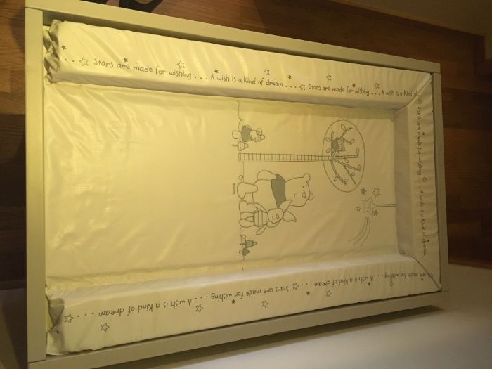 Trocador/Cómoda muda-fraldas com colchão