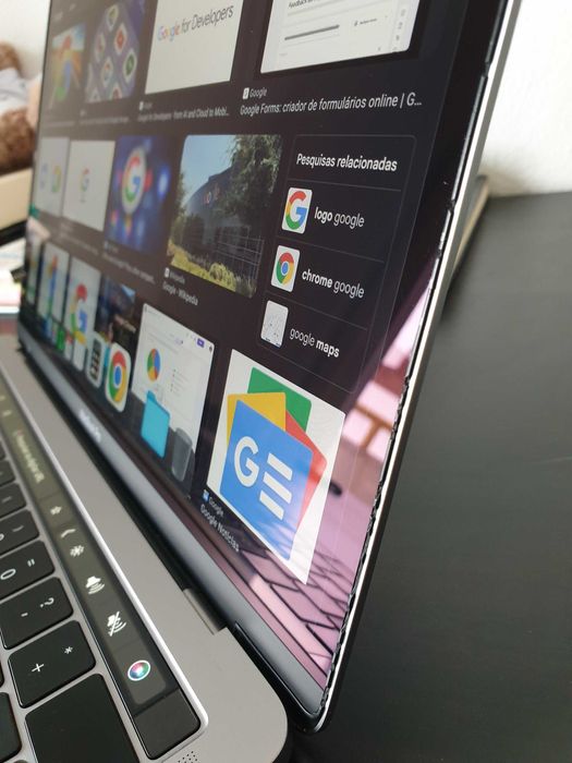 Macbook Pro 2019 13" Touch Bar