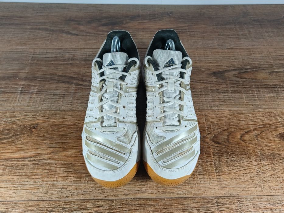 Кросівки Adidas Essence