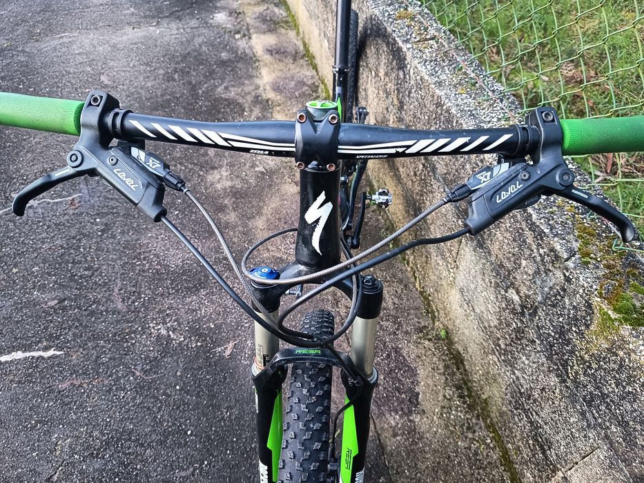 Bicicleta specialized epic comp roda 29