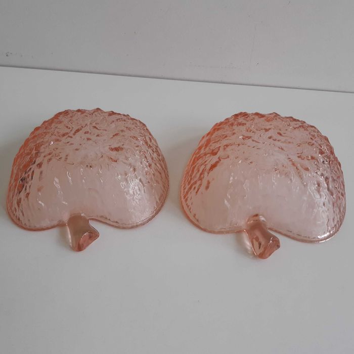 Duas Pequenas Taças Vidro Rosa Sobremesa Gelado Formato Maçã