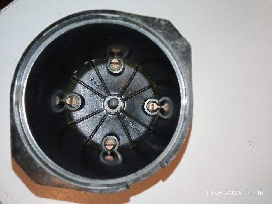 Кришка трамблера ВАЗ 2101-07