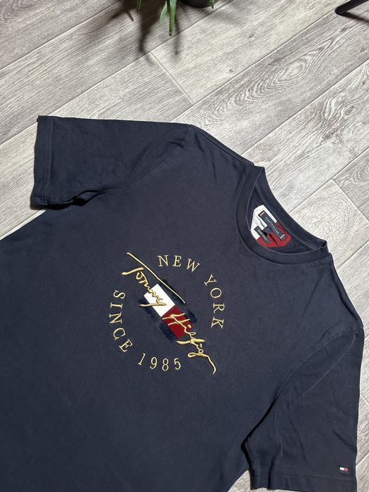 Футболка Tommy Hilfiger Icon Roundall Embroidered Logo Tee
