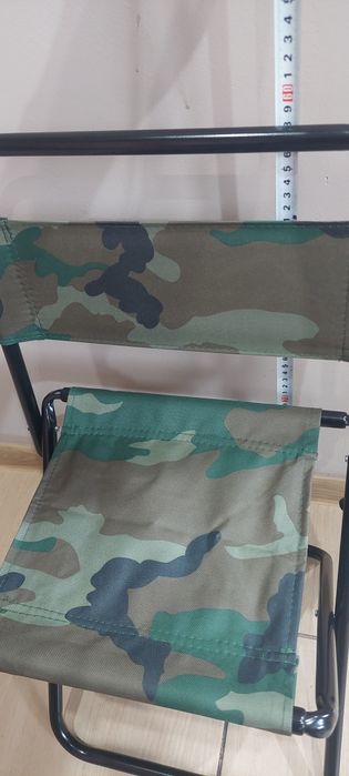 Krzesło turystyczny z torba i uchwytem do noszenia