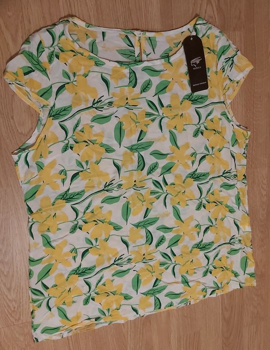 Blusas frescas de verão