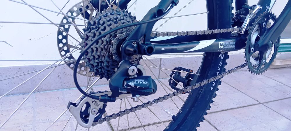 Bicicleta GT Avalanche 3.0 - Roda 26 - Quadro M - Bom estado