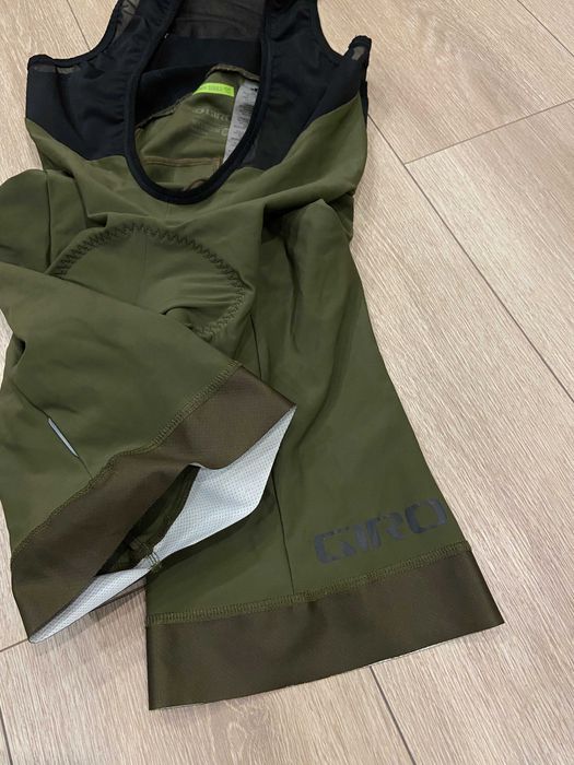 |M| Велошорты / Велотрусы / Бибсы Giro Chrono Sport Bib Short - Olive