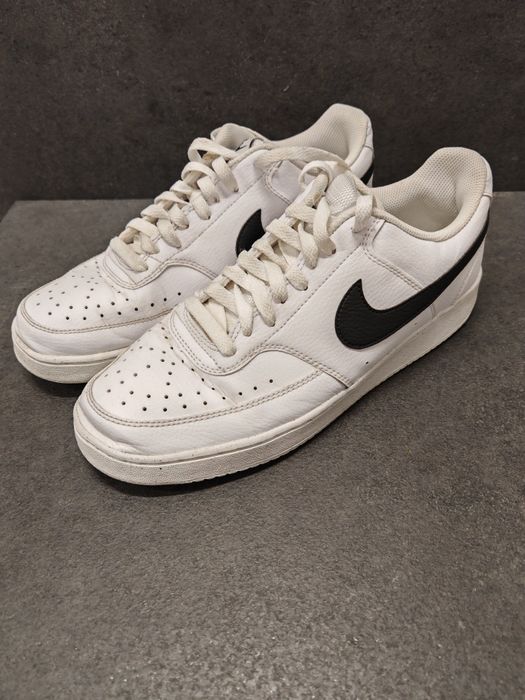 Nike court vision r. 43