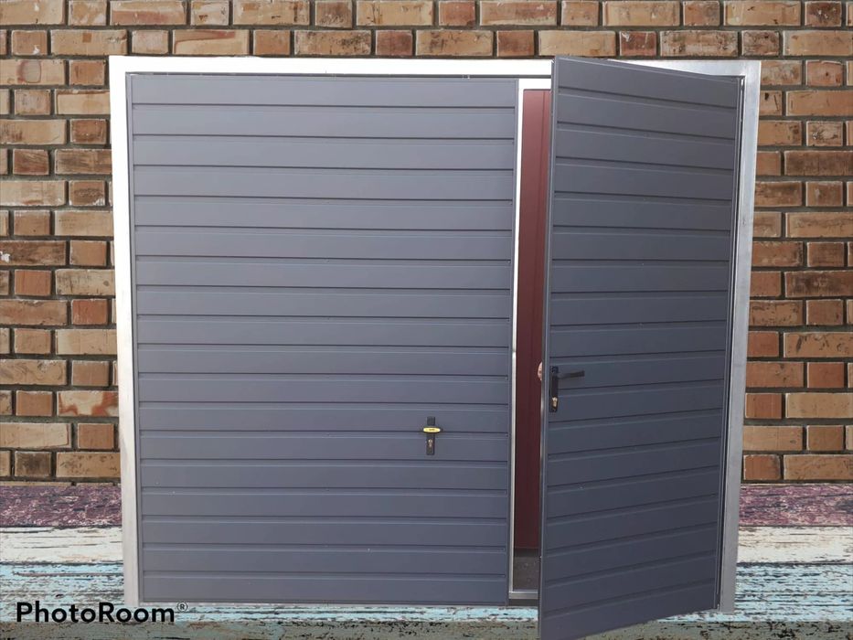 Brama Garażowa dwuskrzydłowa brama garażowa uchylna