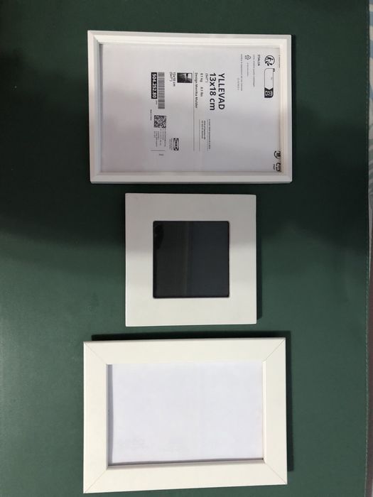 Dois Passepartouts brancos