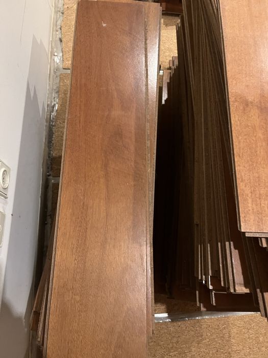 40m2 Chão Madeira em ótimo estado