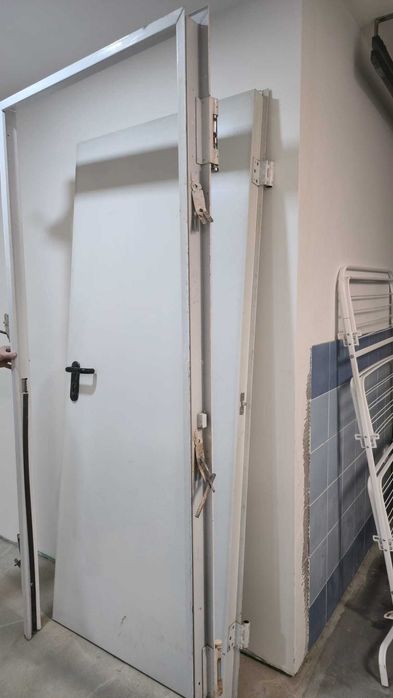 Porta Corta-Fogo com aro e fechadura