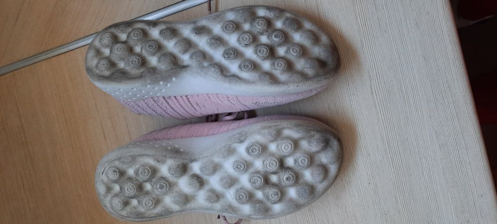 Dla dziecka dziewczynki  buty sportowe