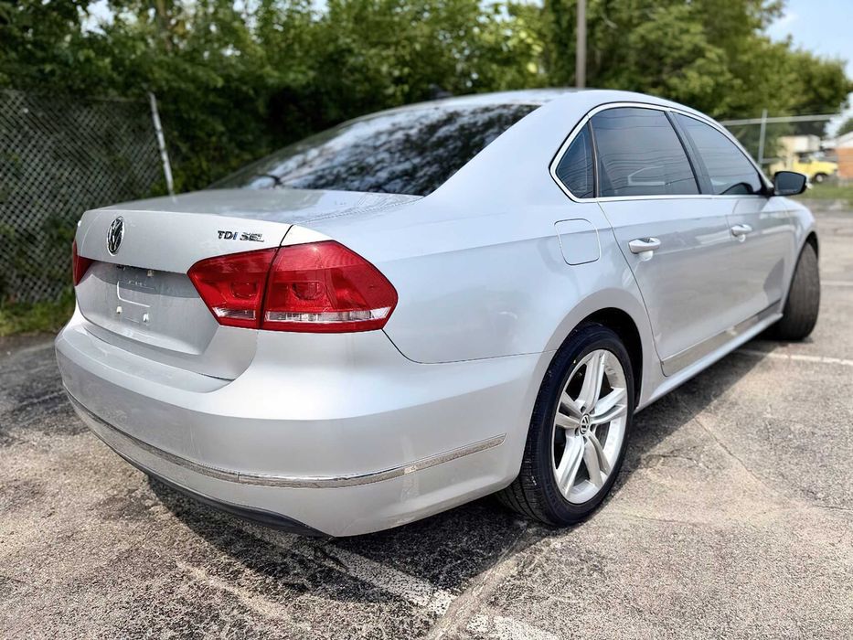 Volkswagen Passat      2015