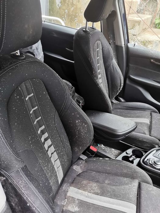 Vendo troco BMW  216 para peças. Motor 218 I