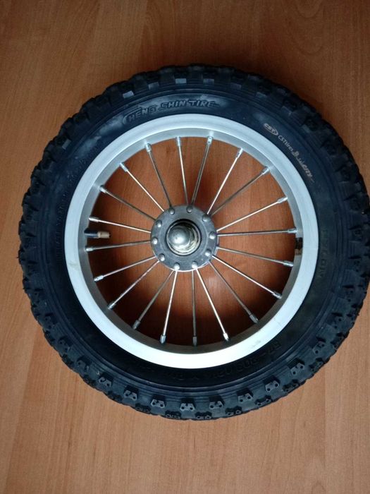 Колесо CST  NYLON  57-203 {12 1\2 * 2 1\4}