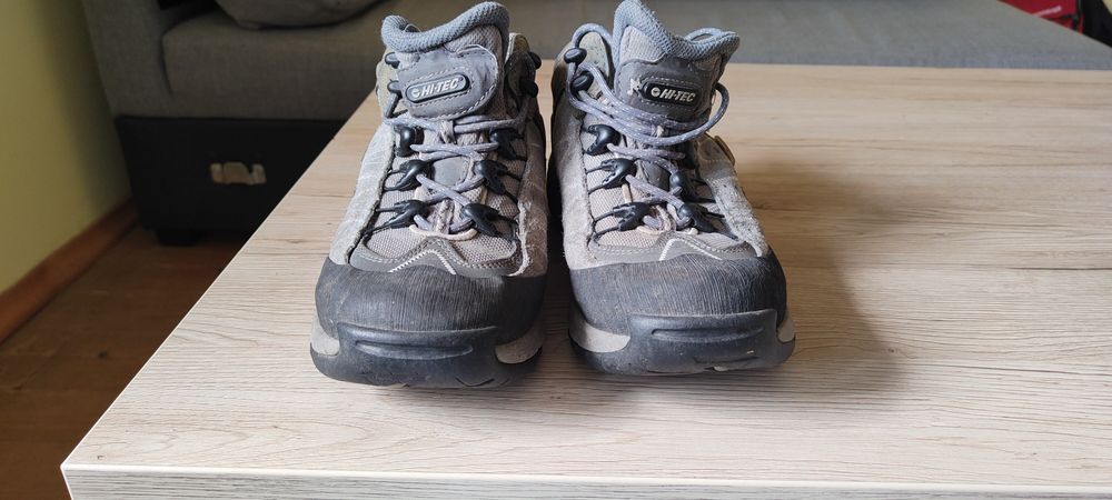 Buty trekkingowe Hi-Tec rozmiar 40 wodo odporne!