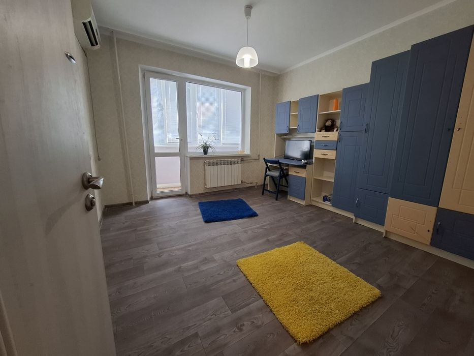 Продаж 2 кім.квартири. Намив. Лазурна