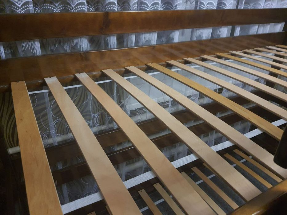 Ліжко двоповерхове