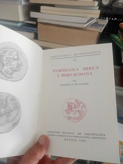Numismática Ibérica e Ibero-Romana — Antonio M. de Guadán | 1969