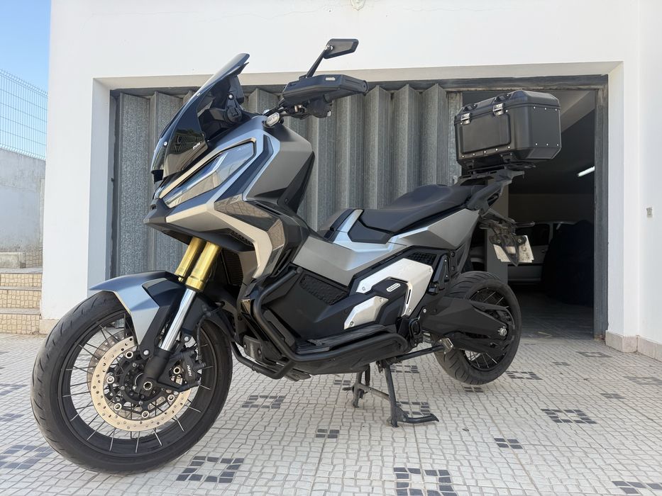 Honda X-ADV 750 - Ano 2023 - Full Extras