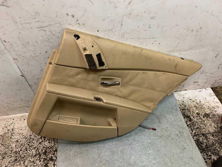 BMW E60 SERIA 5 Boczek Drzwi Prawy Tylny Prawy Tył PT