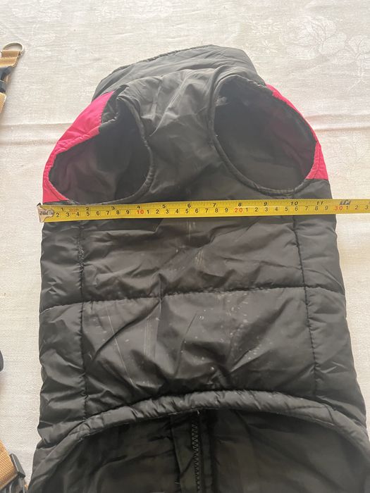 Szelki dla psa plus ubranko.