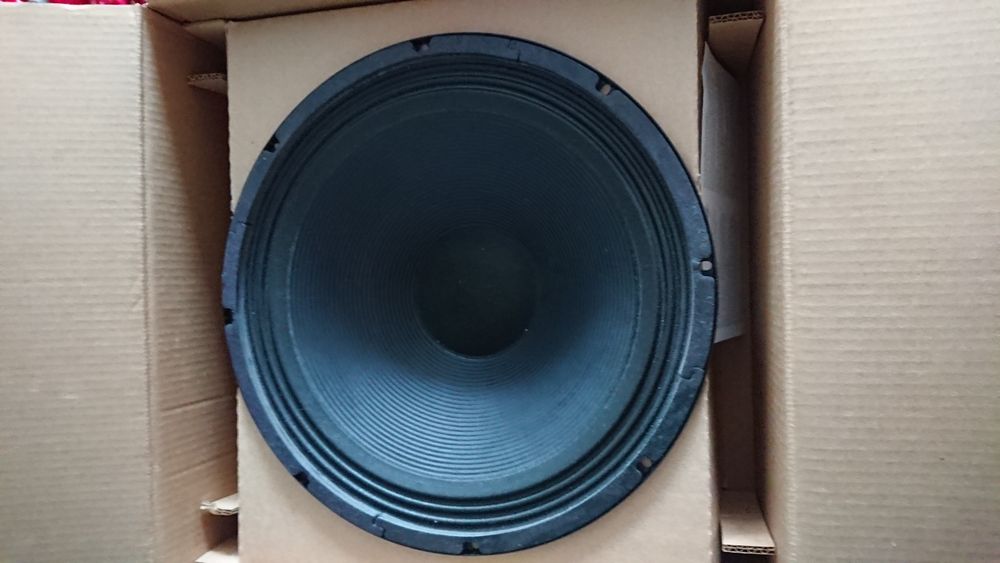 Jbl professional 225 Watt 8ohm