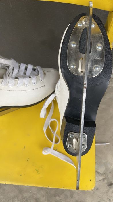 Коньки фигурные Graff Montana Gold