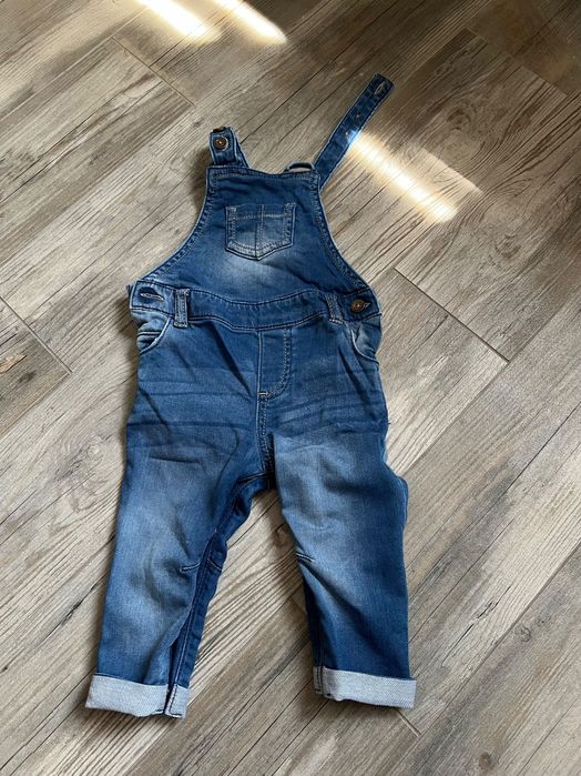 Джинсовий комбінезон
