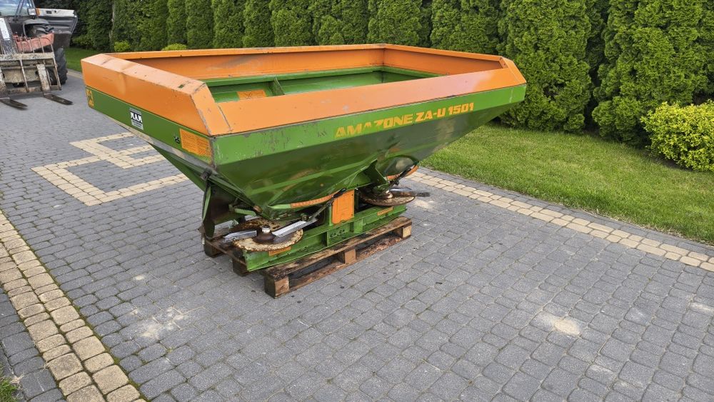 Rozsiewacz Amazone ZAU 1501, nadstawka, stan bdb!